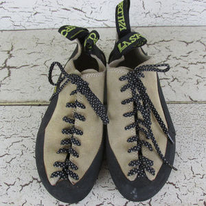 La Sportiva Women's 5.5 Climbing Shoes MOJO